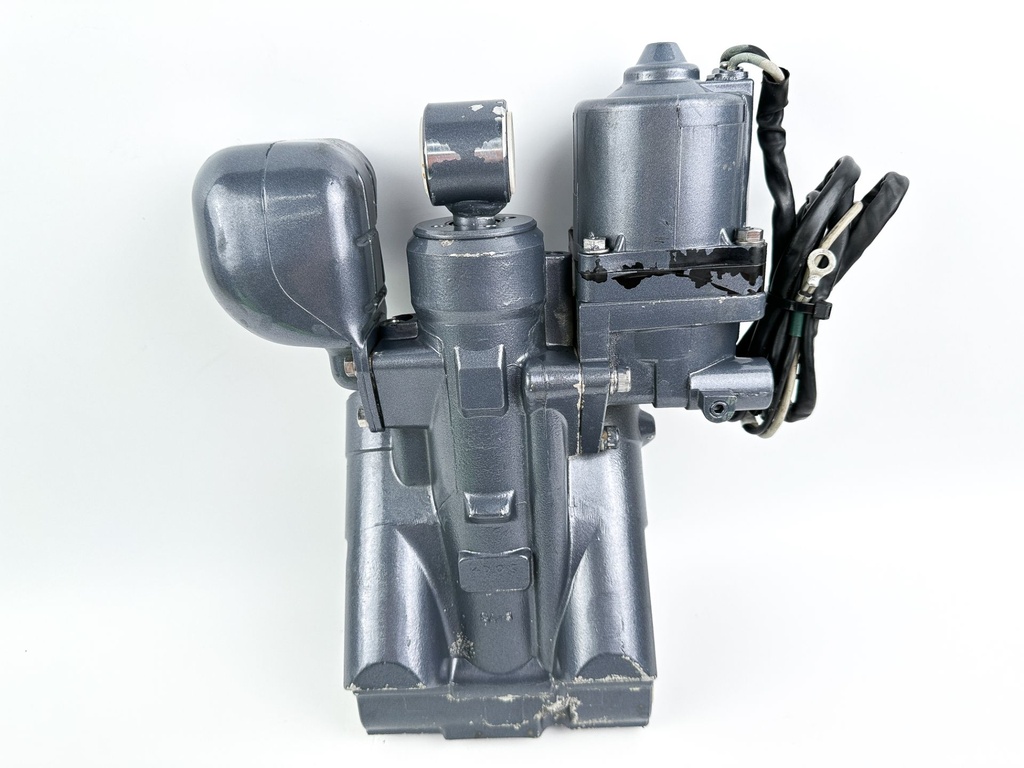 Yamaha 150HP Outboard Engine Power Trim & Tilt Unit Assembly - Tested