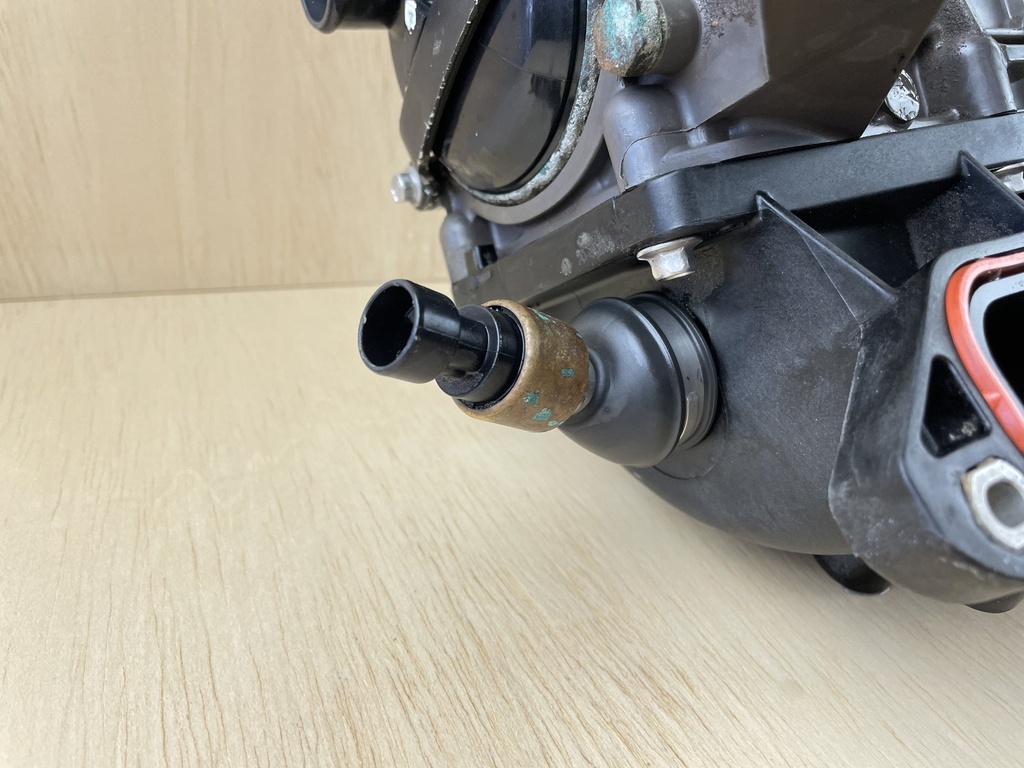 Mercury Verado 275HP Integrated Air Fuel Intercooler Assembly 880608T06