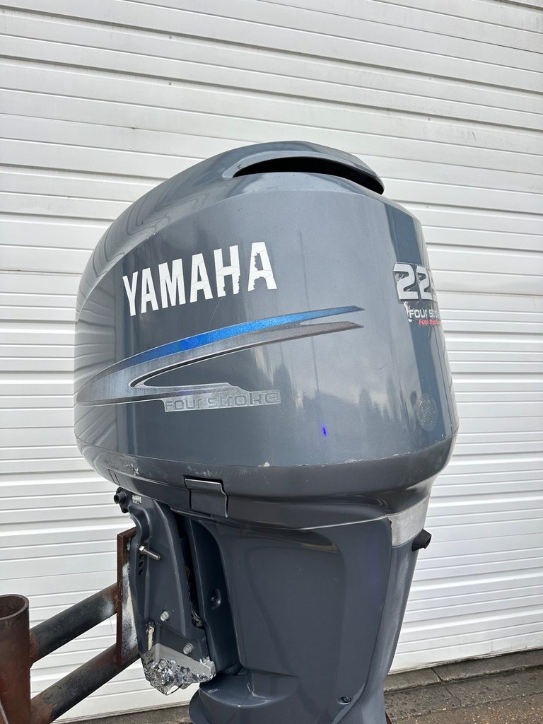 2004 Yamaha 225 HP 4 Stroke Outboard Engine Complete F225TXRC OEM