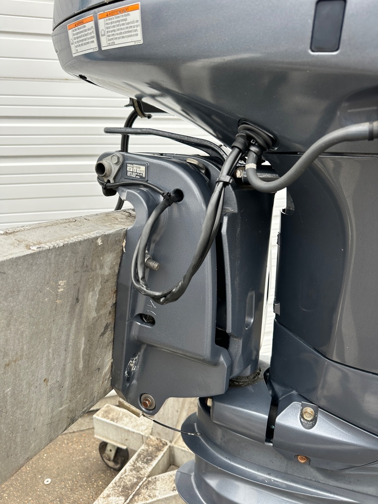 2015 Yamaha 150HP 4 Stroke Outboard Engine W/ 25" Shaft - Serviced