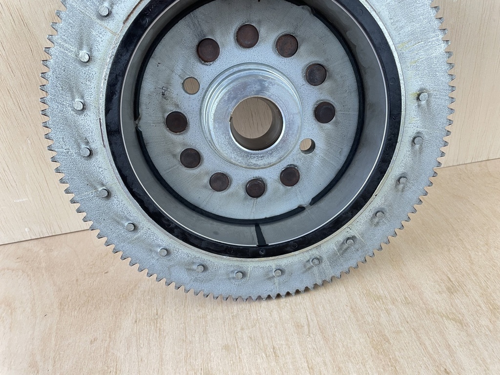 2006 Yamaha 250HP 4 Stroke Flywheel Rotor Assembly 6P2-81450-00-00