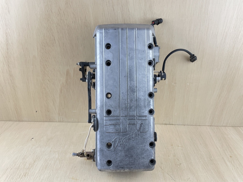 2001 Mercury 250HP 2 Stroke EFI Outboard Shutter Fuel Management System 825818A14