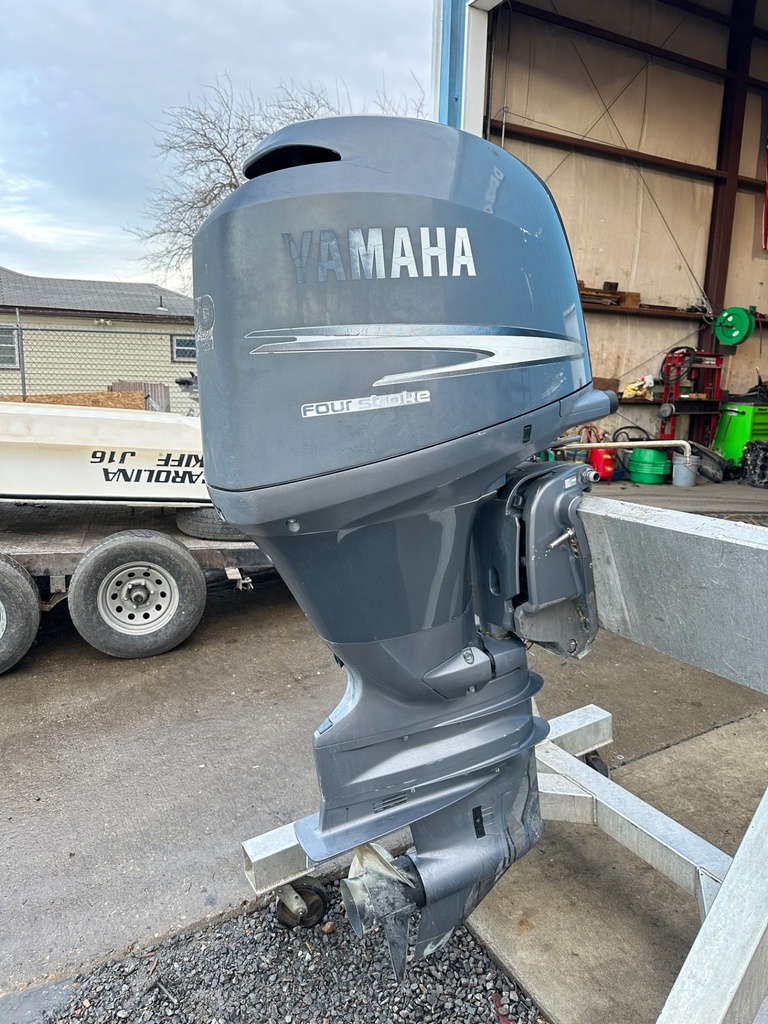 2005 Yamaha F150 150HP 4 Stroke Outboard Engine W/ 25" Shaft - 217 Hours