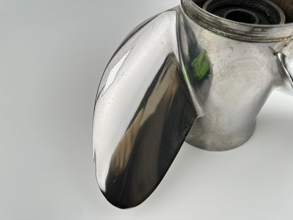 Evinrude Johnson Stainless Steel Propeller Viper 14 3/4 x 19P LH Counter 176630