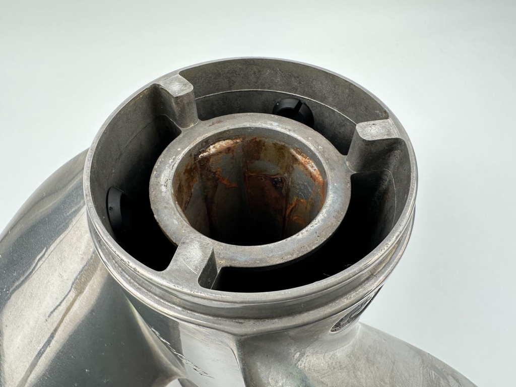 Mercury Mirage Marine Plus Stainless Steel Prop 15 1/4 x 19P LH Counter 48-13701