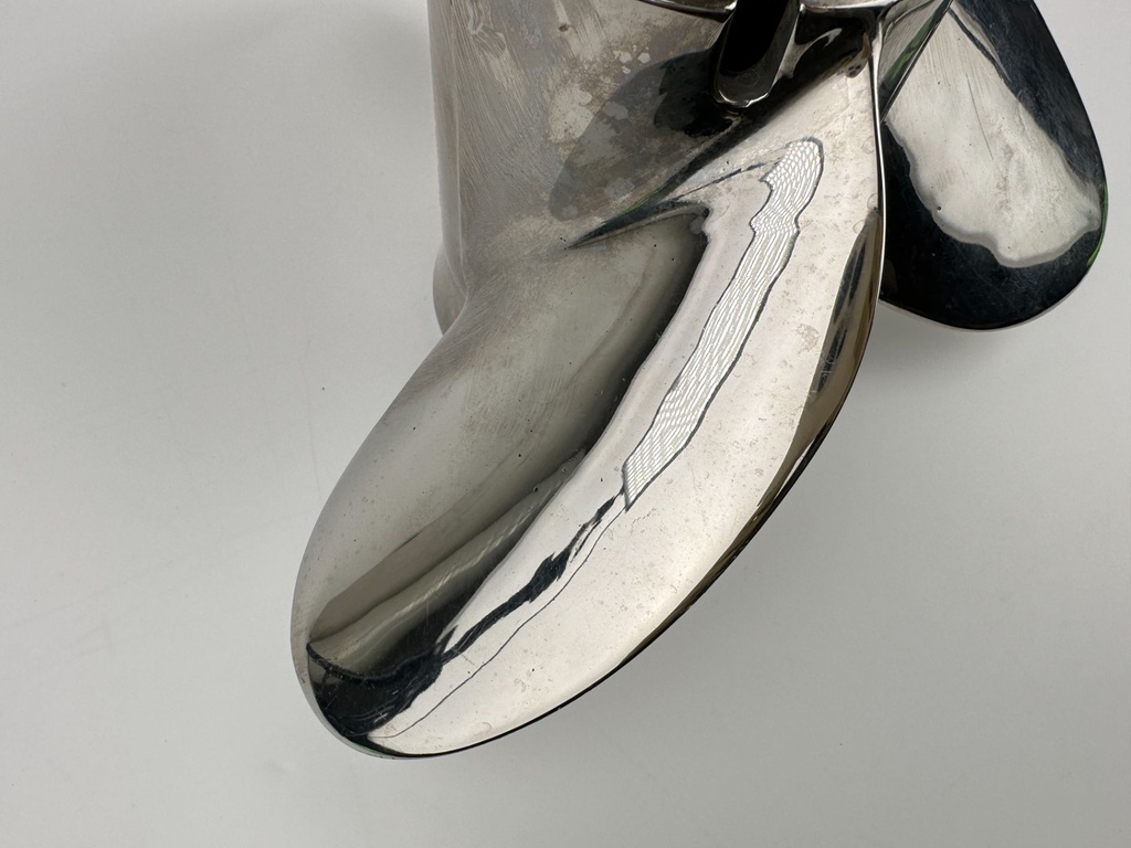 Mercury Quicksilver Stainless Steel Propeller Laser 14 x 23P RH Standard 48-11074A40