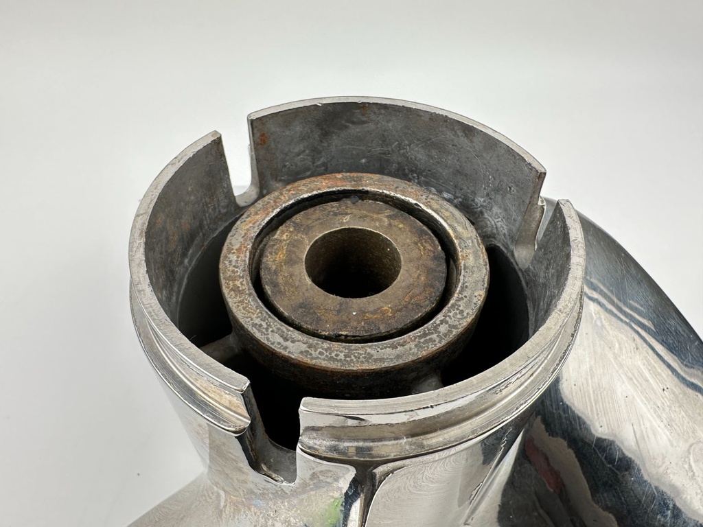 Mercury Quicksilver Stainless Steel Propeller Laser 14 x 23P RH Standard 48-11074A40