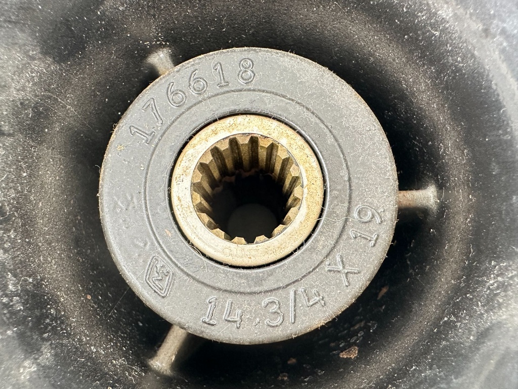 Evinrude Johnson 14 3/4 x 19P SST Propeller LH Counter 176618