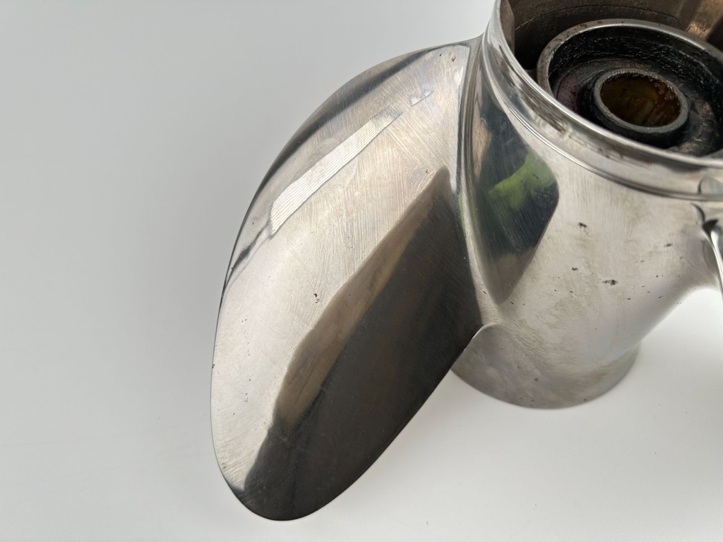 Evinrude Johnson OMC Viper Stainless Steel Prop Propeller 14 3/4" x 19P LH 176630
