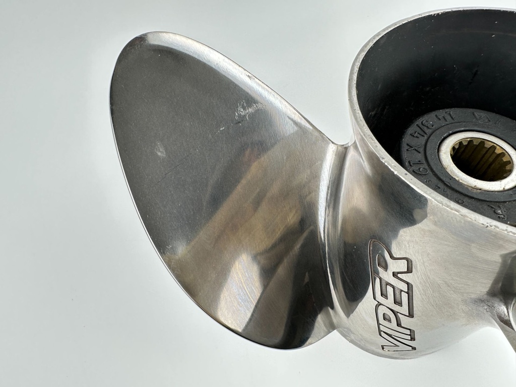 Evinrude Johnson Stainless Steel Viper Propeller LH Counter 14 3/4 x 19P 176630