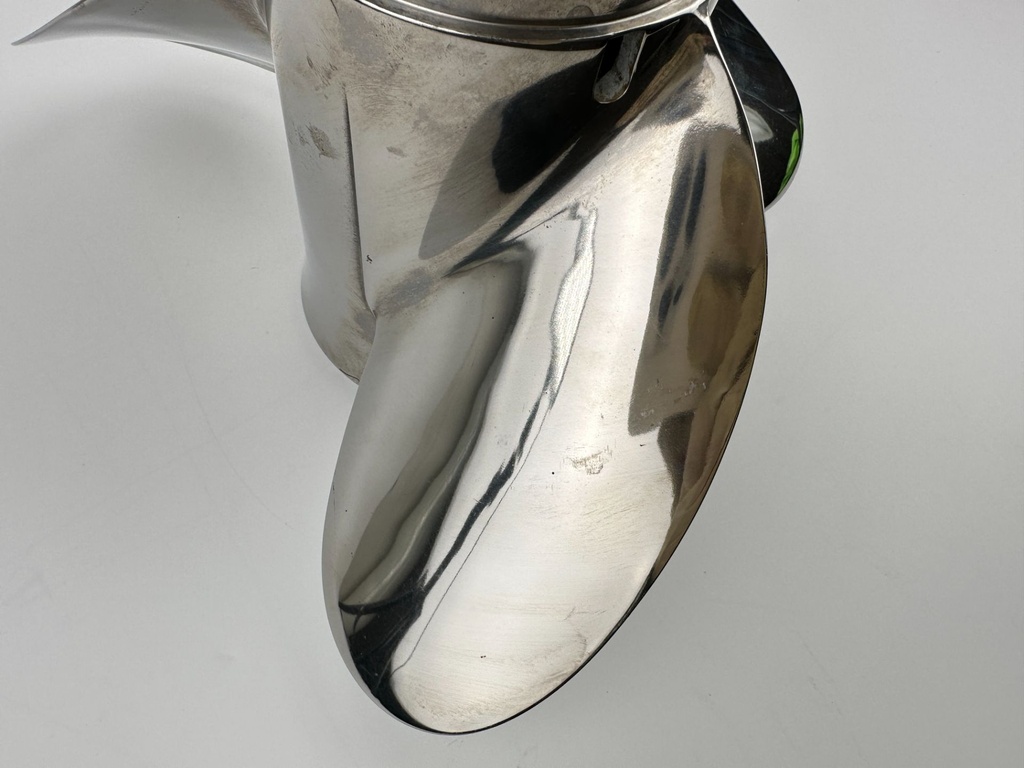 Mercury Quicksilver Laser Stainless Steel Propeller 14 x 23P RH Standard 48-11074-23