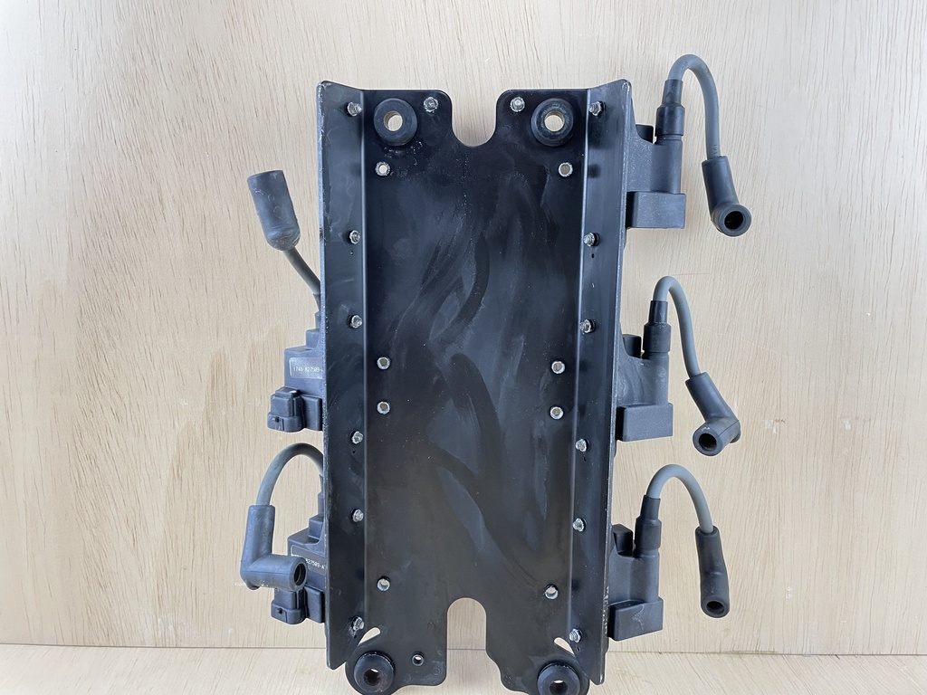 2001 Mercury 250HP 2 Stroke EFI Ignition Coil Set 5 827509T7