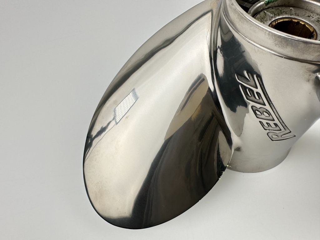 Evinrude Johnson Stainless Steel Propeller 15 3/4 x 15P Rebel LH Counter 763659