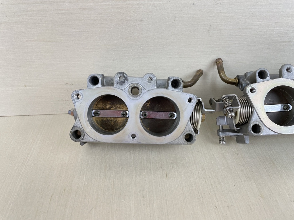 2005 Yamaha 115HP 4 Stroke Outboard Intake Throttle Body Assembly Set 68V-13751-01-00