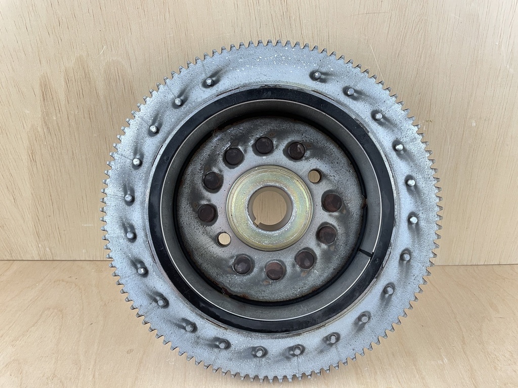 2006 Yamaha 250HP 3.3L 4 Stroke Flywheel Rotor Assembly 6P2-81450-00-00