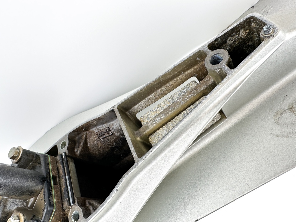 99 - 2006 Honda BF 75 90 HP Outboard 20" Long Lower Unit Gear Case