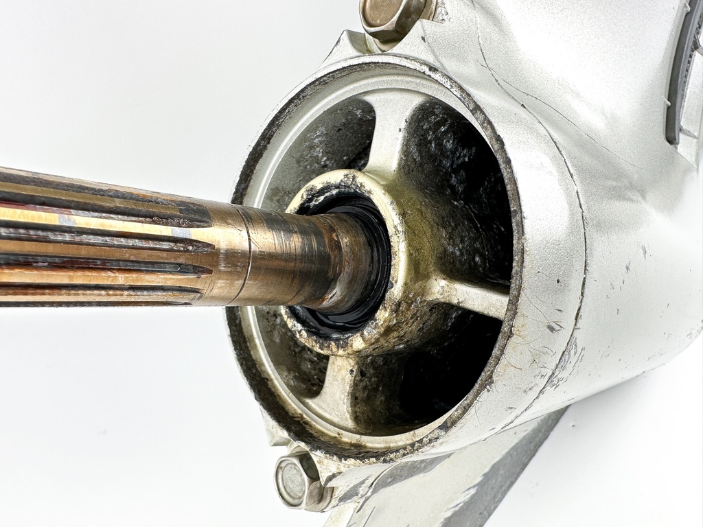 2002-05 Honda 200 225 HP 4 Stroke Outboard 30" XXL Lower Unit Gear Case RH