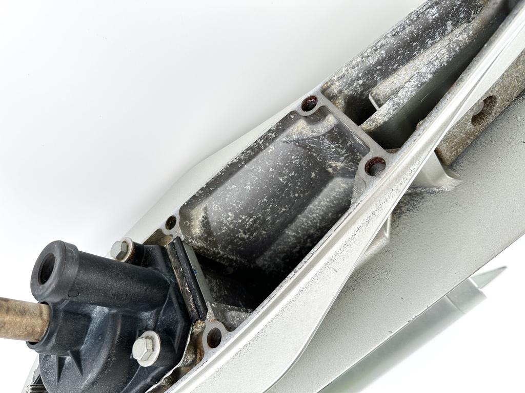 Honda BF 115 135 150HP 4 Stroke Outboard XL Lower Unit Gear Case RH Standard