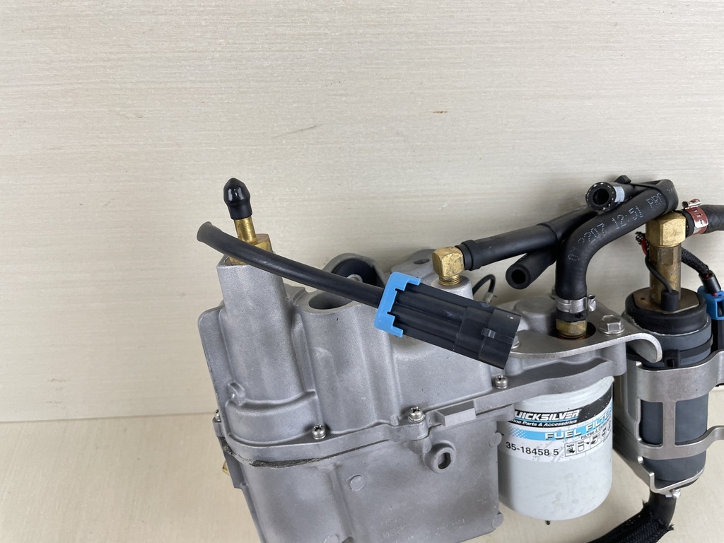 2007 Mercury 150HP Optimax 2 Stroke Vapor Separator Tank VST Fuel 859174T06