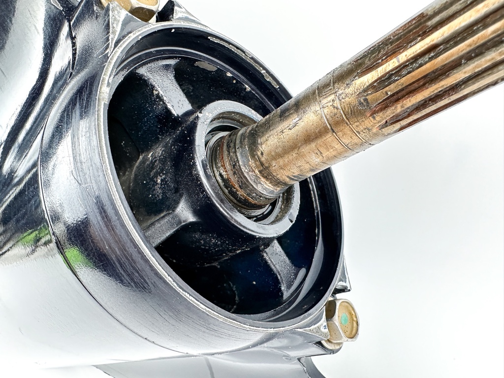 2017 TOHATSU 225 HP 4 Stroke Outboard Lower Unit Gear Case  OEM