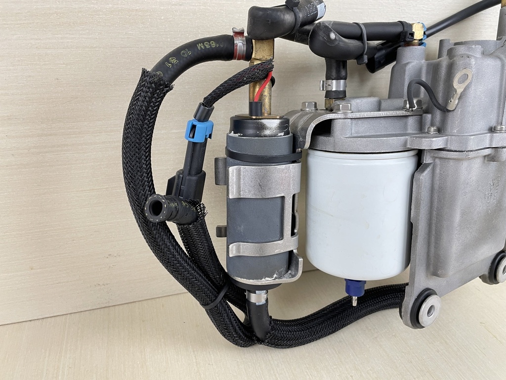 2007 Mercury 150HP Optimax 2 Stroke Vapor Separator Tank VST Fuel 859174T06