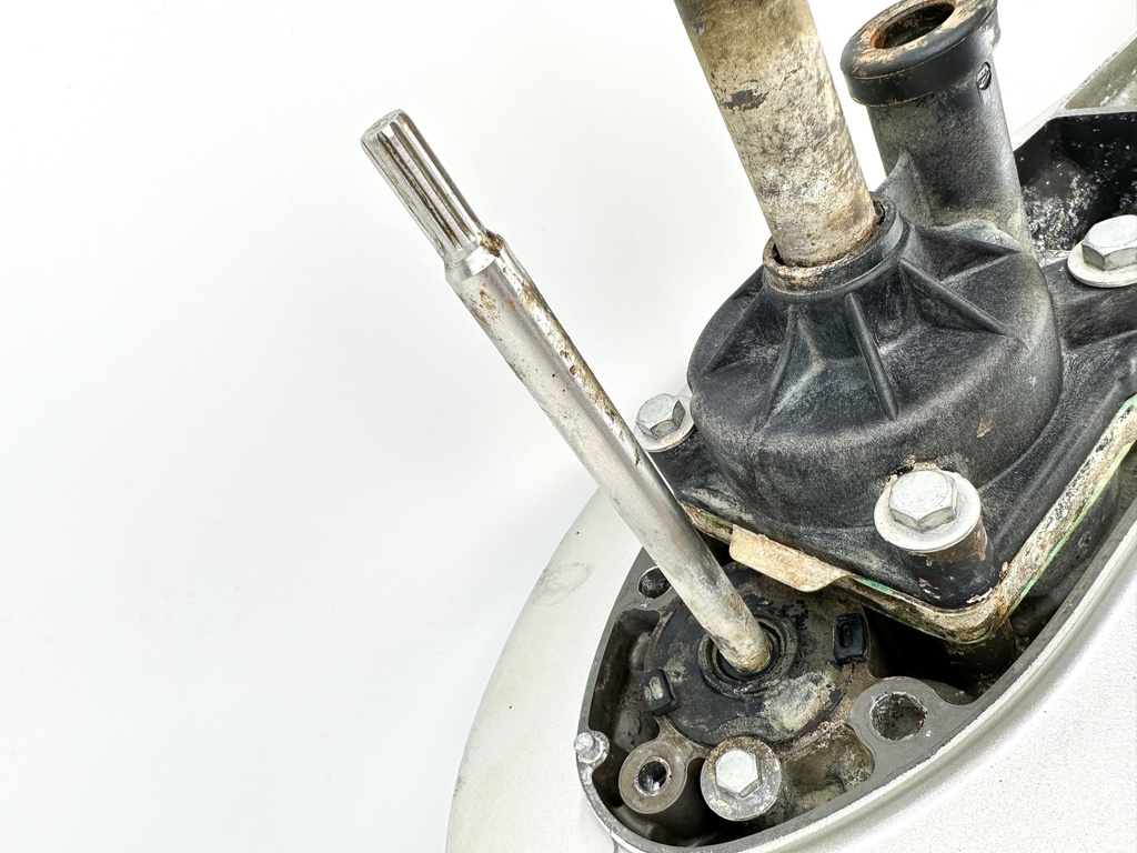 Honda 115 130HP 25" XL Lower Unit Gear Case Assembly Standard RH 1996-2006