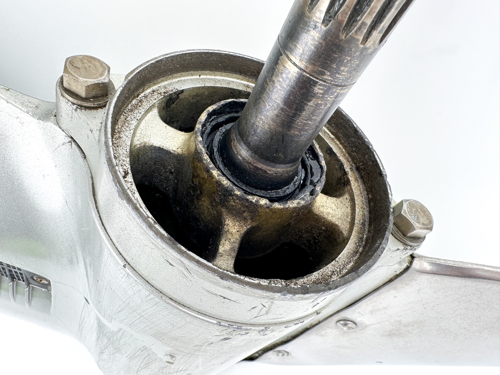 Honda 115 130HP 25" XL Lower Unit Gear Case Assembly Standard RH 1996-2006