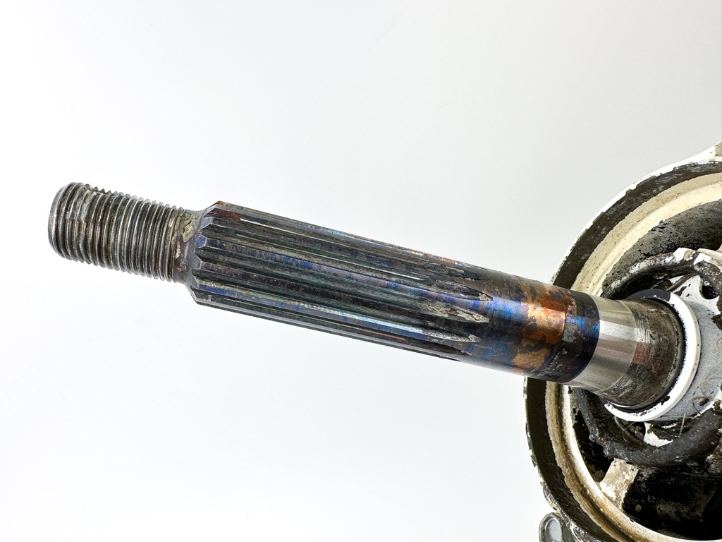 2001-18 Suzuki 115 140 HP 4 Stroke Outboard 25" XL Long Lower Unit Gear Case