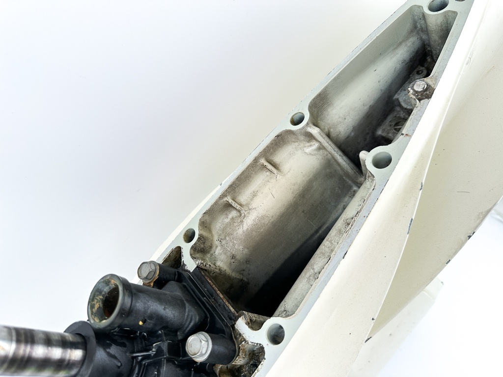 2001-18 Suzuki 115 140 HP 4 Stroke Outboard 25" XL Long Lower Unit Gear Case