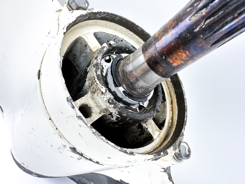 2001-18 Suzuki 115 140 HP 4 Stroke Outboard 25" XL Long Lower Unit Gear Case