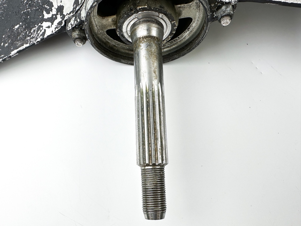 1997 Honda 75 90HP 4 Stroke Outboard 20" Long Lower Unit Gear Case 41100-ZW1-003ZA