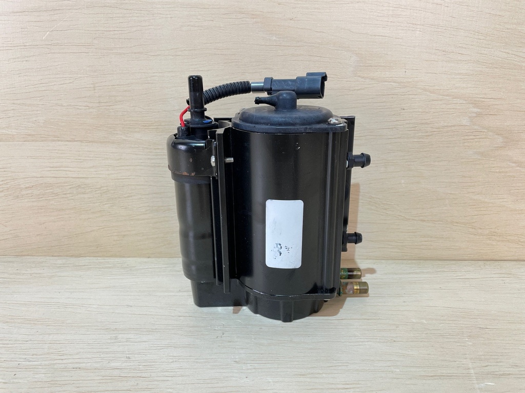 2000 Evinrude Ocean Pro 225HP Fuel Pump VST Assembly 5004429 0439712