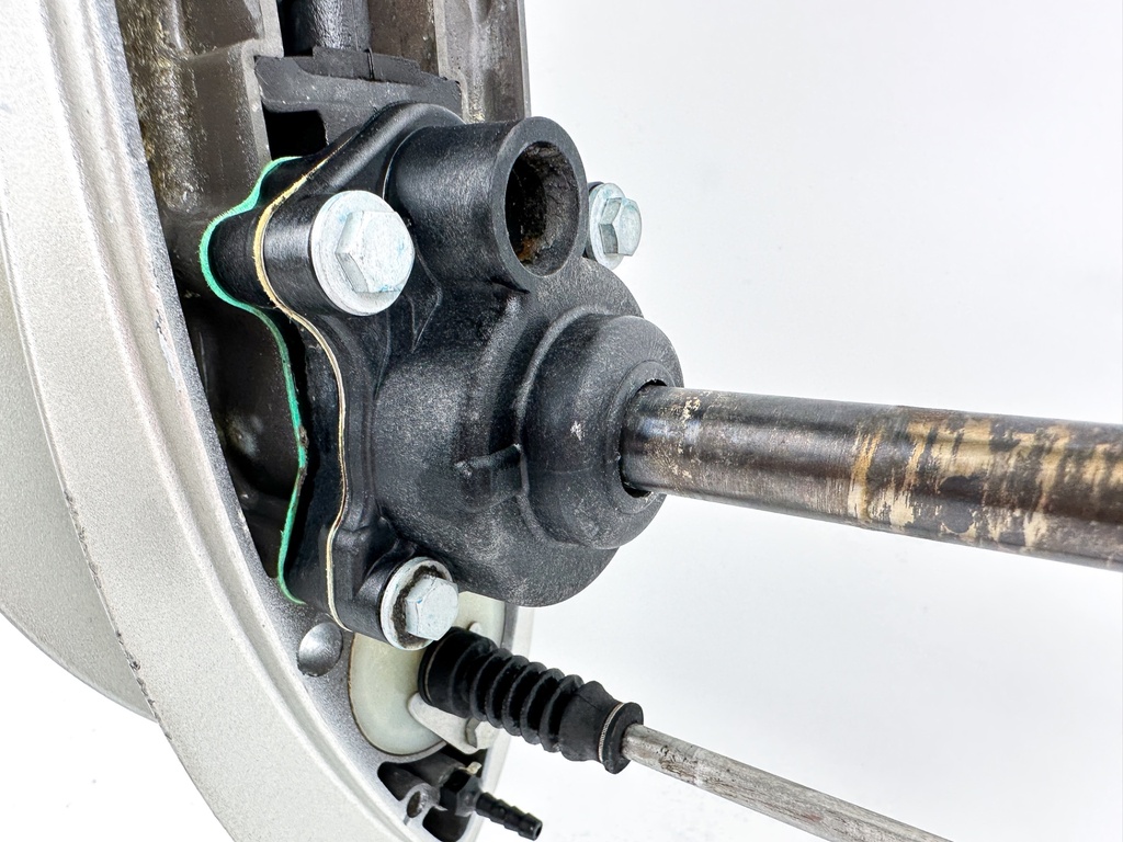 1996 Honda 50HP 4 Stroke Outboard 25" XL Lower Unit Gear Case 41100-ZW4-H93ZA