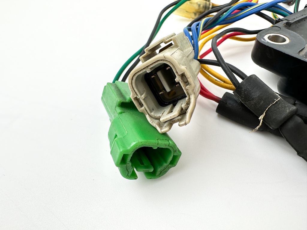 1996 Honda 50 HP 4 Stroke Outboard C.D.I CDI Assembly 30580-ZV5-003 OEM