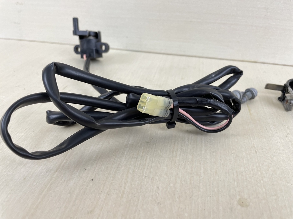 2015 Yamaha 115HP 4 Stroke Outboard Trim Sender Unit Sensor 67H-83672-01-00