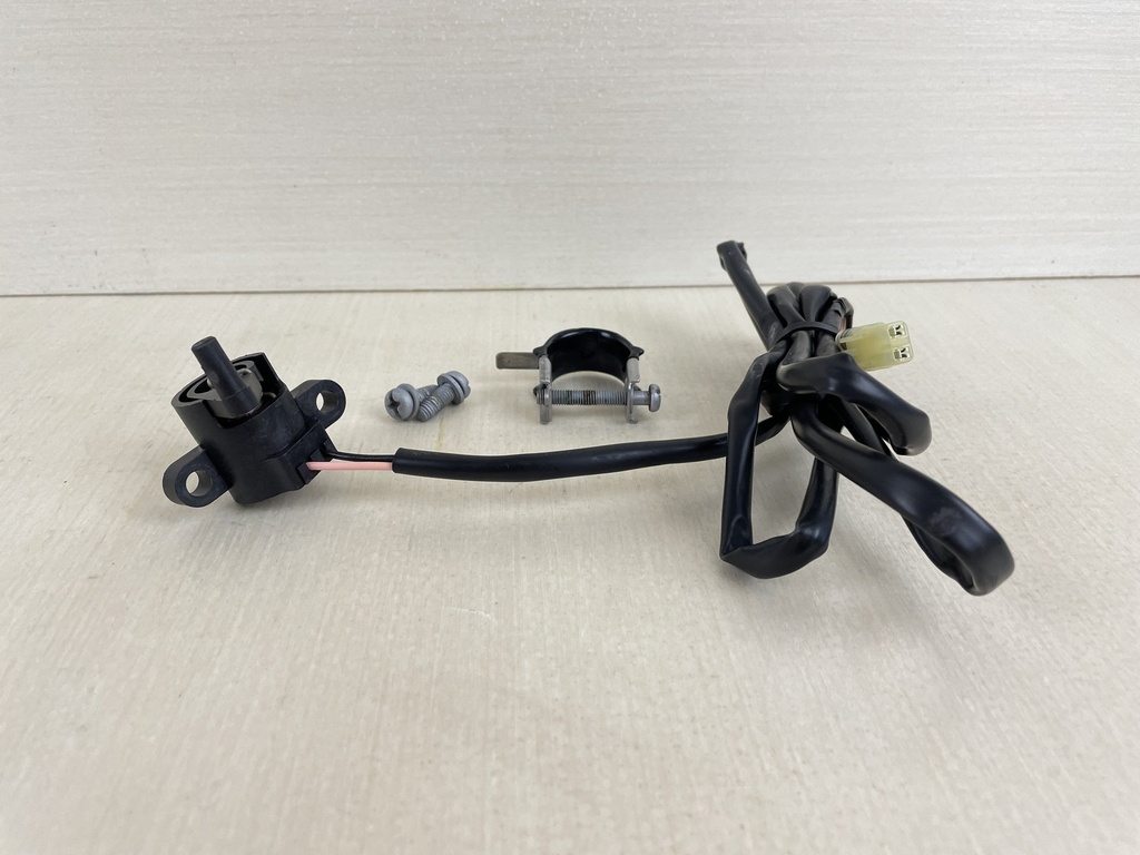 2015 Yamaha 115HP 4 Stroke Outboard Trim Sender Unit Sensor 67H-83672-01-00