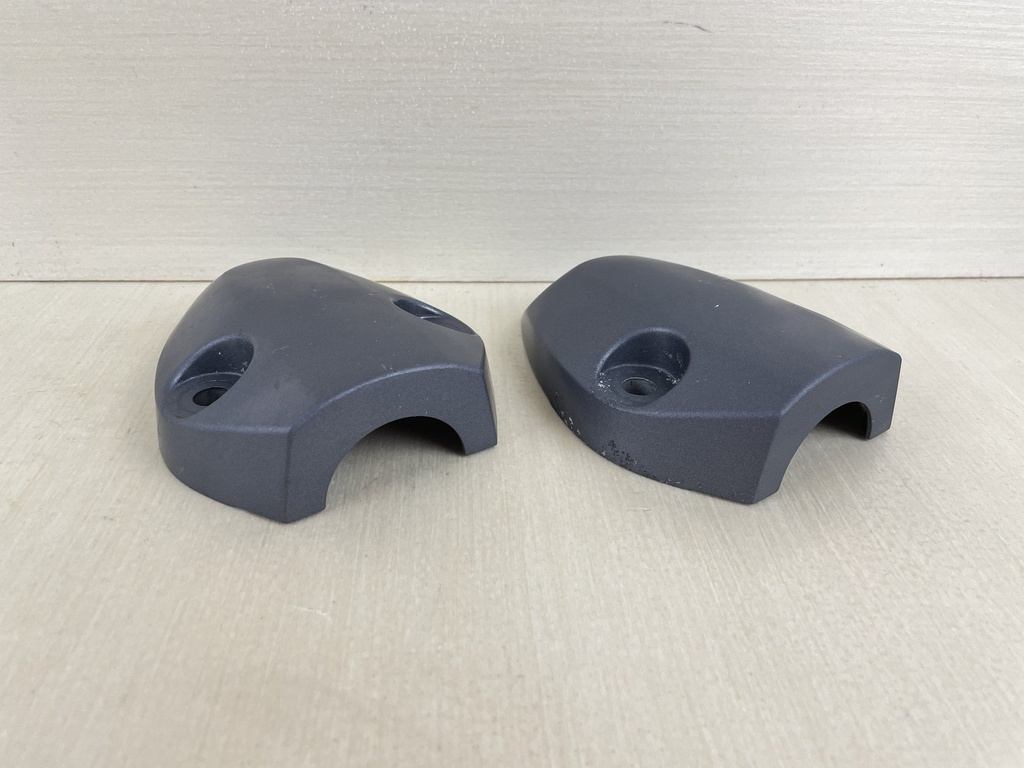 2015 Yamaha 115HP 4 Stroke Outboard Lower Mount Bracket Cover Set 6EK-44553-00-8D