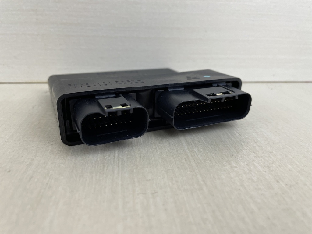 2015 Yamaha 115HP 4 Stroke Outboard Engine Control Unit ECU 6EK-8591A-01-00