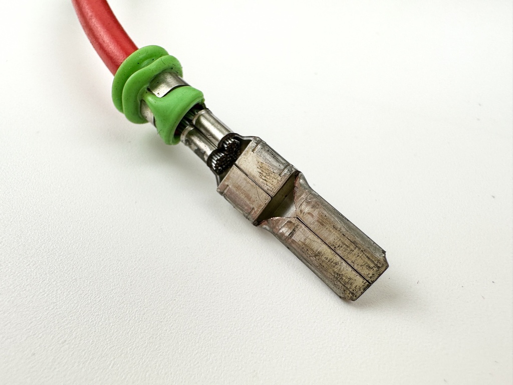 2003 Yamaha 225 HP 4 Stroke Outboard Engine Wire Harness 69J-82590-30-00 OEM