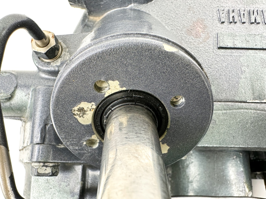 1992 + Yamaha 2 Stroke Power Trim Tilt Unit Assembly 60 70 75 85 90 HP - Repair