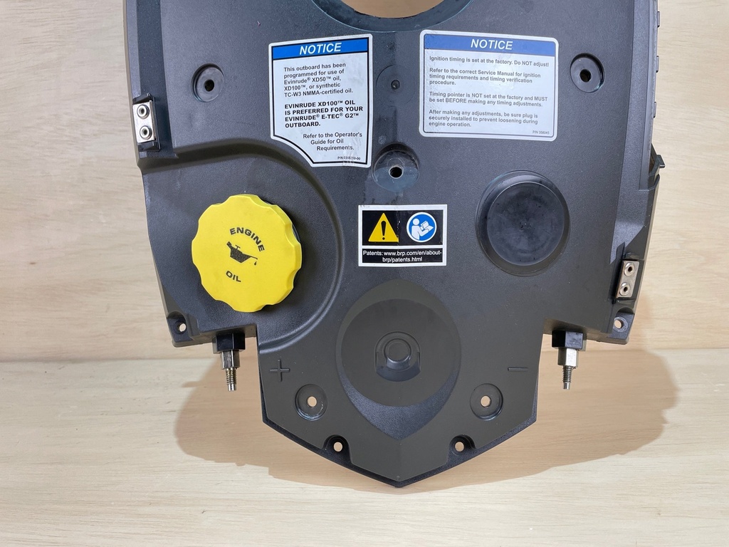 Evinrude Etec G2 150HP 2.7L Top Center Frame Kit Plastic Assembly 5010138