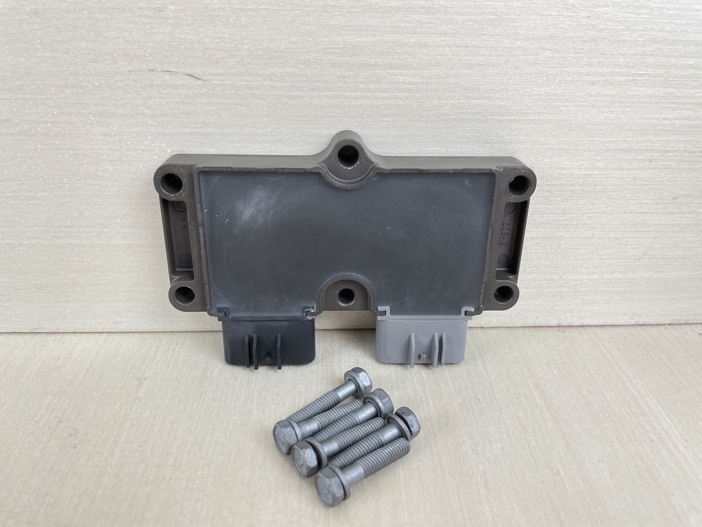 2015 Yamaha 115HP 4 Stroke Outboard Rectifier & Regulator Assembly 6EK-81960-00-00