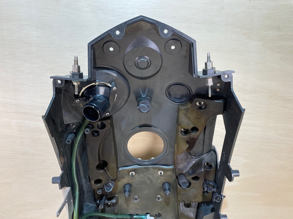 Evinrude Etec G2 150HP 2.7L Top Center Frame Kit Plastic Assembly 5010138