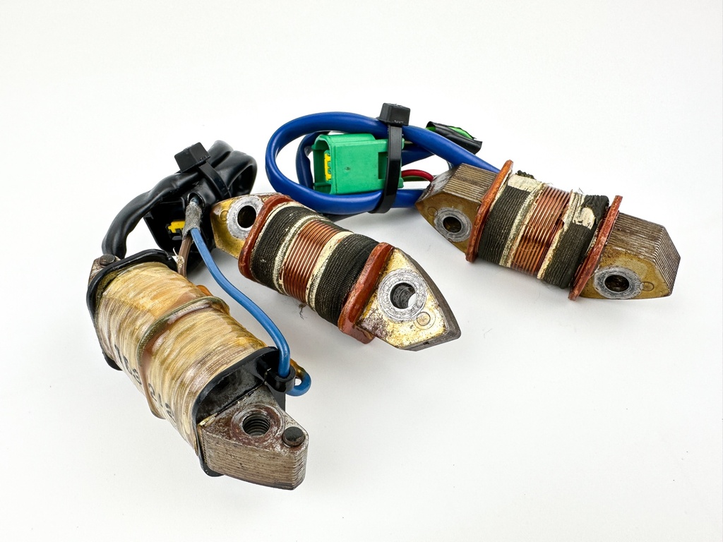 2003 Yamaha 70 HP 2 Stroke Outboard Stator Assembly 6H2-85533-01-00 OEM