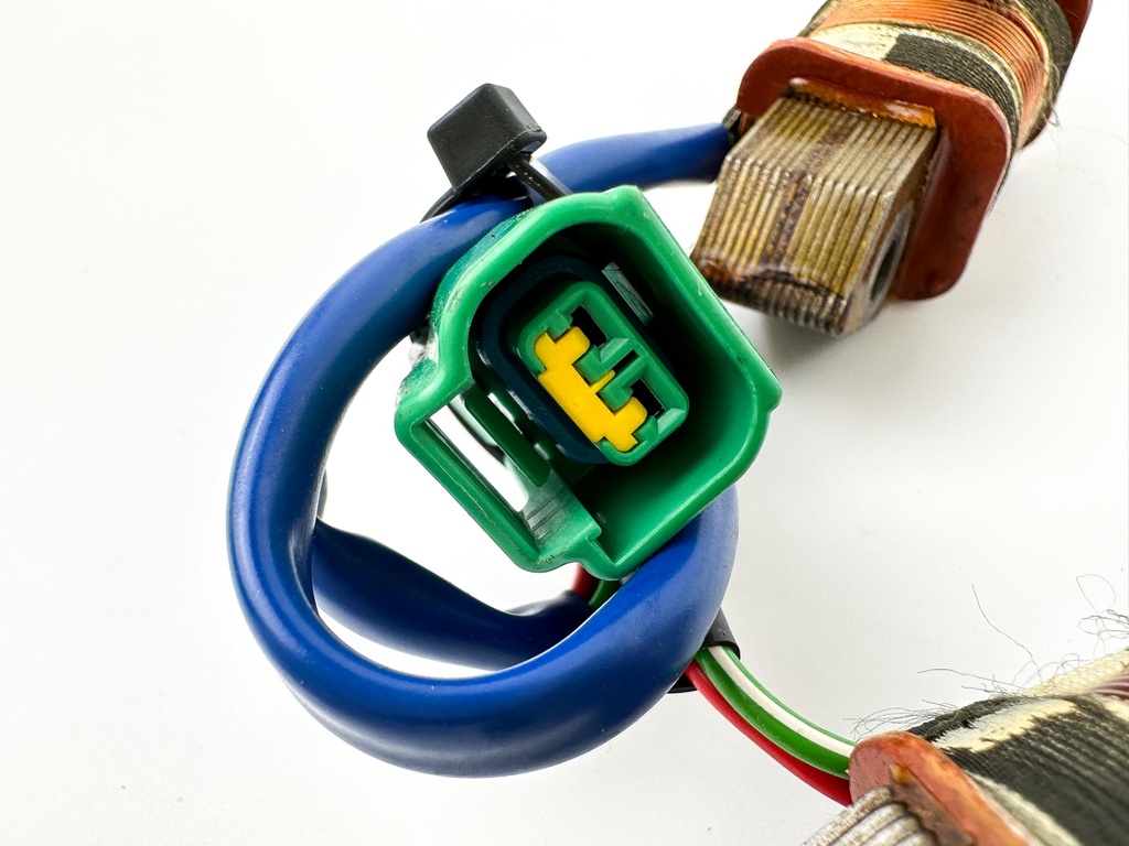 2003 Yamaha 70 HP 2 Stroke Outboard Stator Assembly 6H2-85533-01-00 OEM