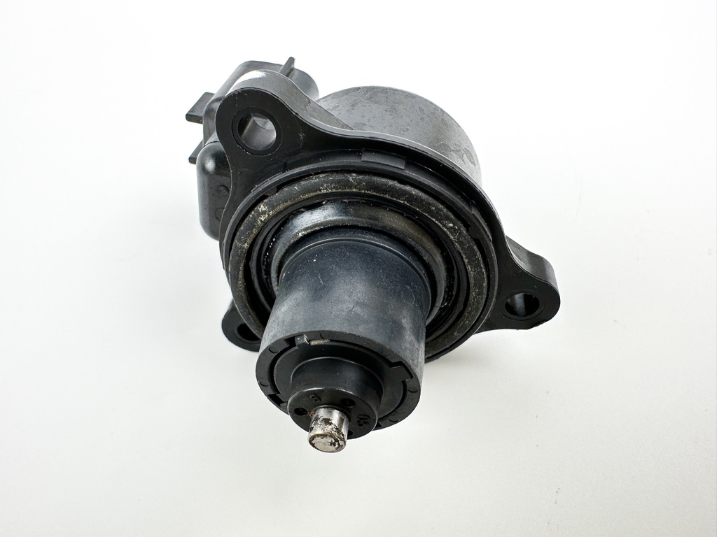 2003 Yamaha 225 HP 4 Stroke Outboard Idle Speed Control Valve ISC IAC 68V-1312A-00-00 OEM