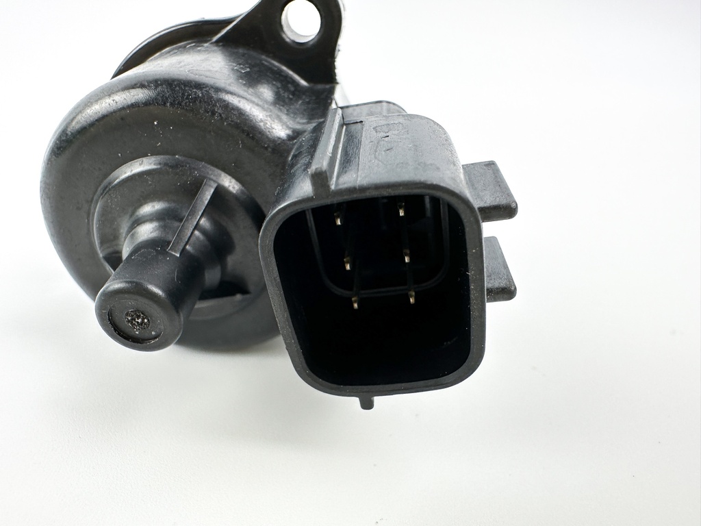 2003 Yamaha 225 HP 4 Stroke Outboard Idle Speed Control Valve ISC IAC 68V-1312A-00-00 OEM