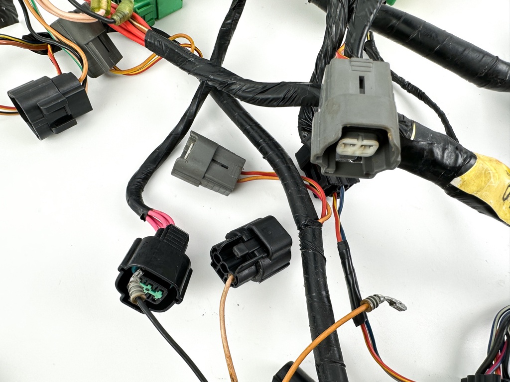 2003 Yamaha 225 HP 4 Stroke Outboard Engine Wire Harness 69J-82590-30-00 OEM