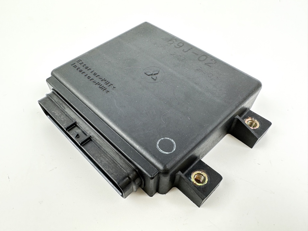 2003 Yamaha 225 HP 4 Stroke Outboard ECU Engine Control Unit 69J-8591A-02-00 OEM