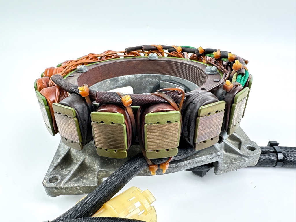 2003 Yamaha 225 HP 4 Stroke Outboard Coil Pulser Base Stator Assembly 69J-81460-01-00 OEM